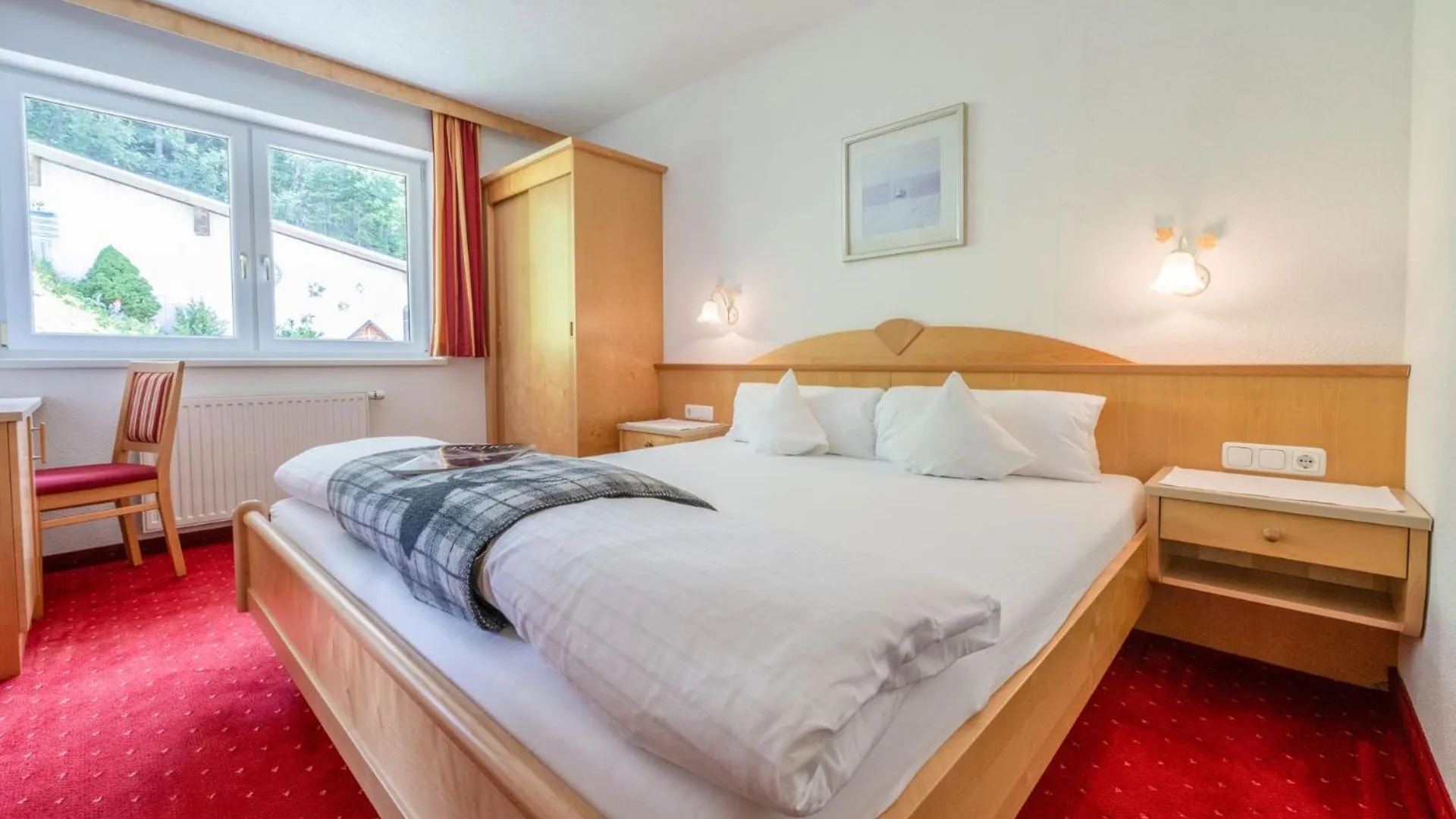 Hotel Haus Waldhof Ischgl 0*,