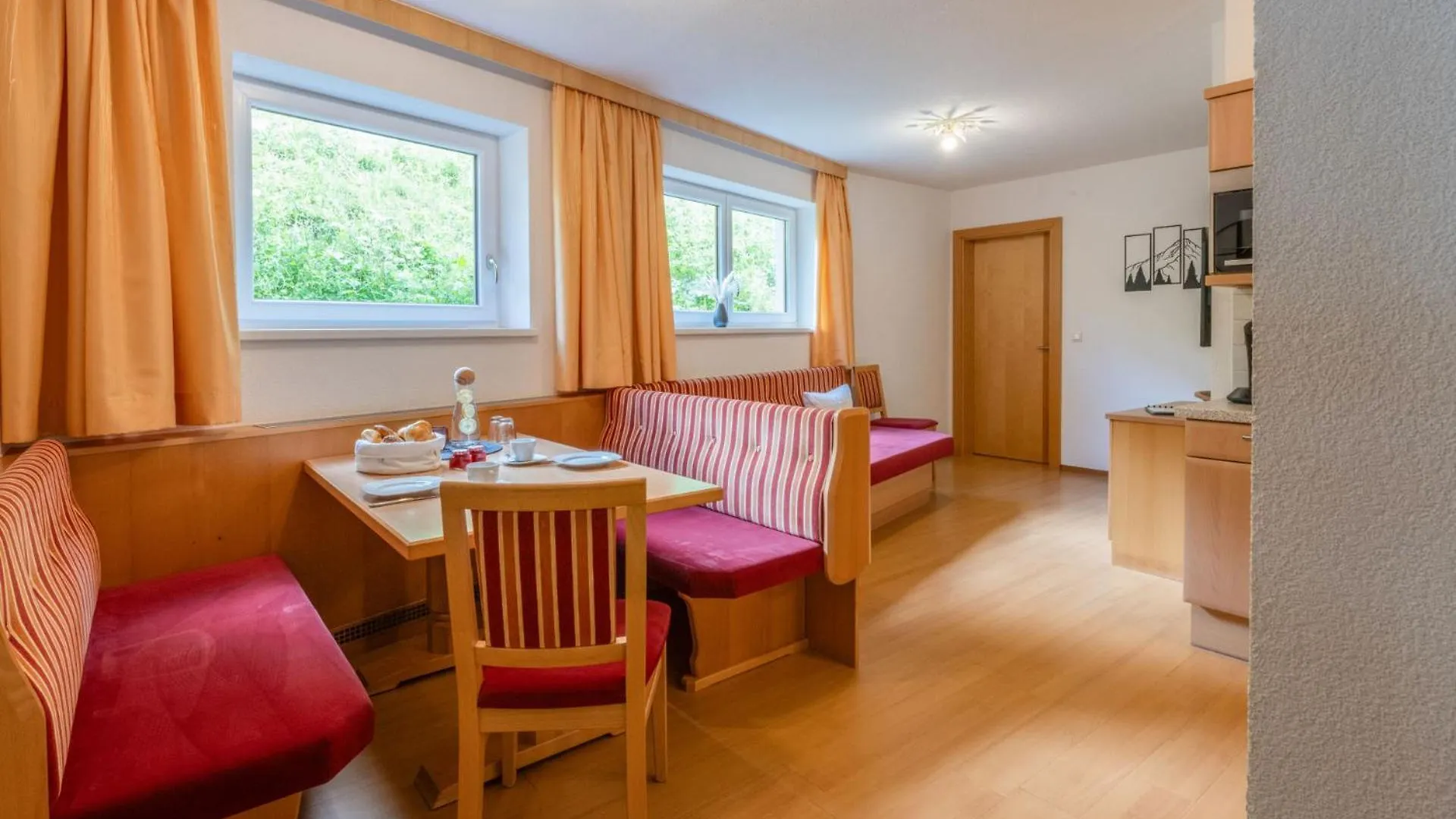 Gasthof Hotel Haus Waldhof Ischgl